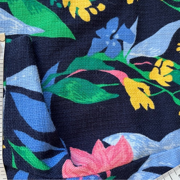 J.Crew beautiful, vibrant NWOT flowered, flat front shorts. - Picture 5 of 8